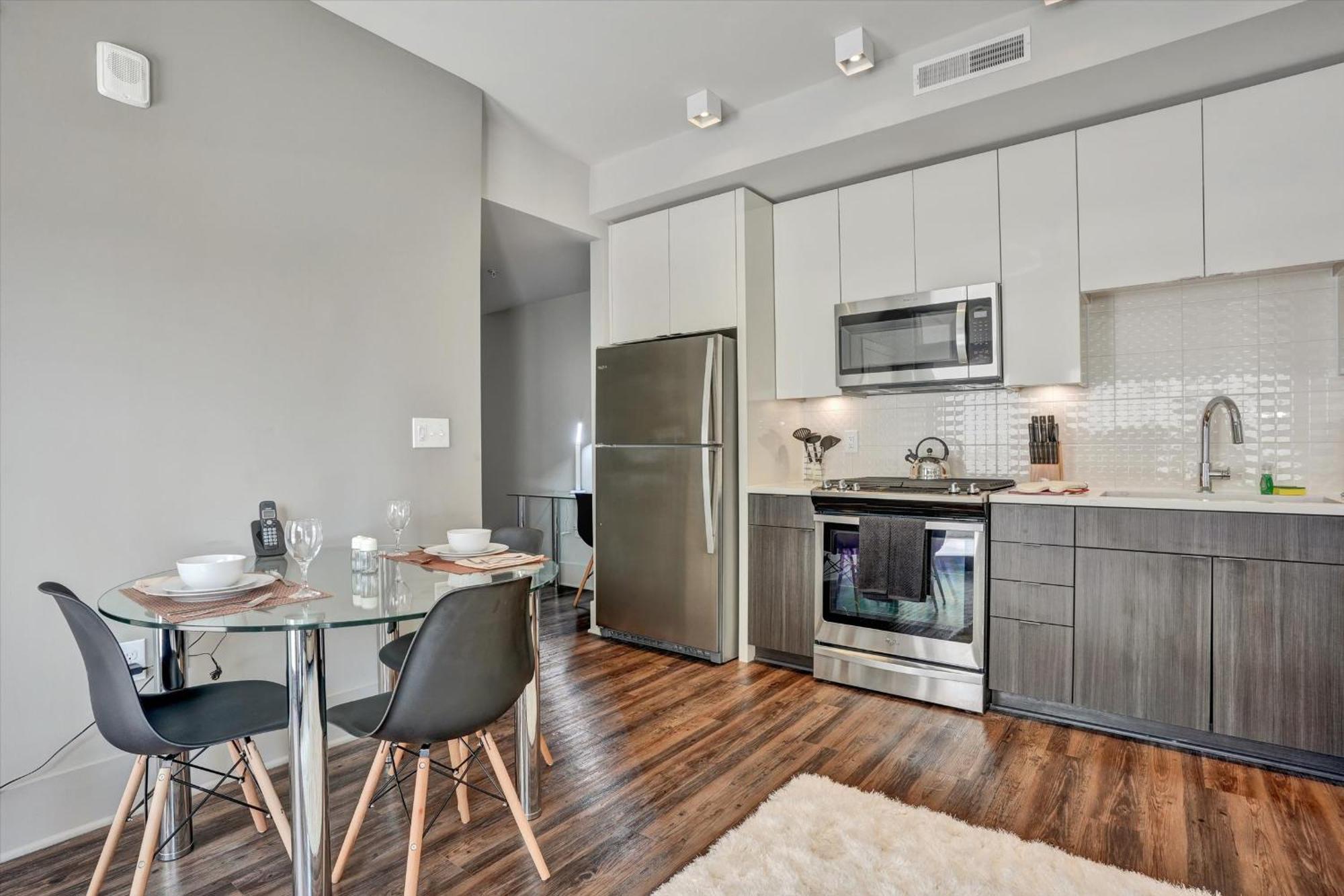 Global Luxury Suites Buckhead แอตแลนตา ภายนอก รูปภาพ