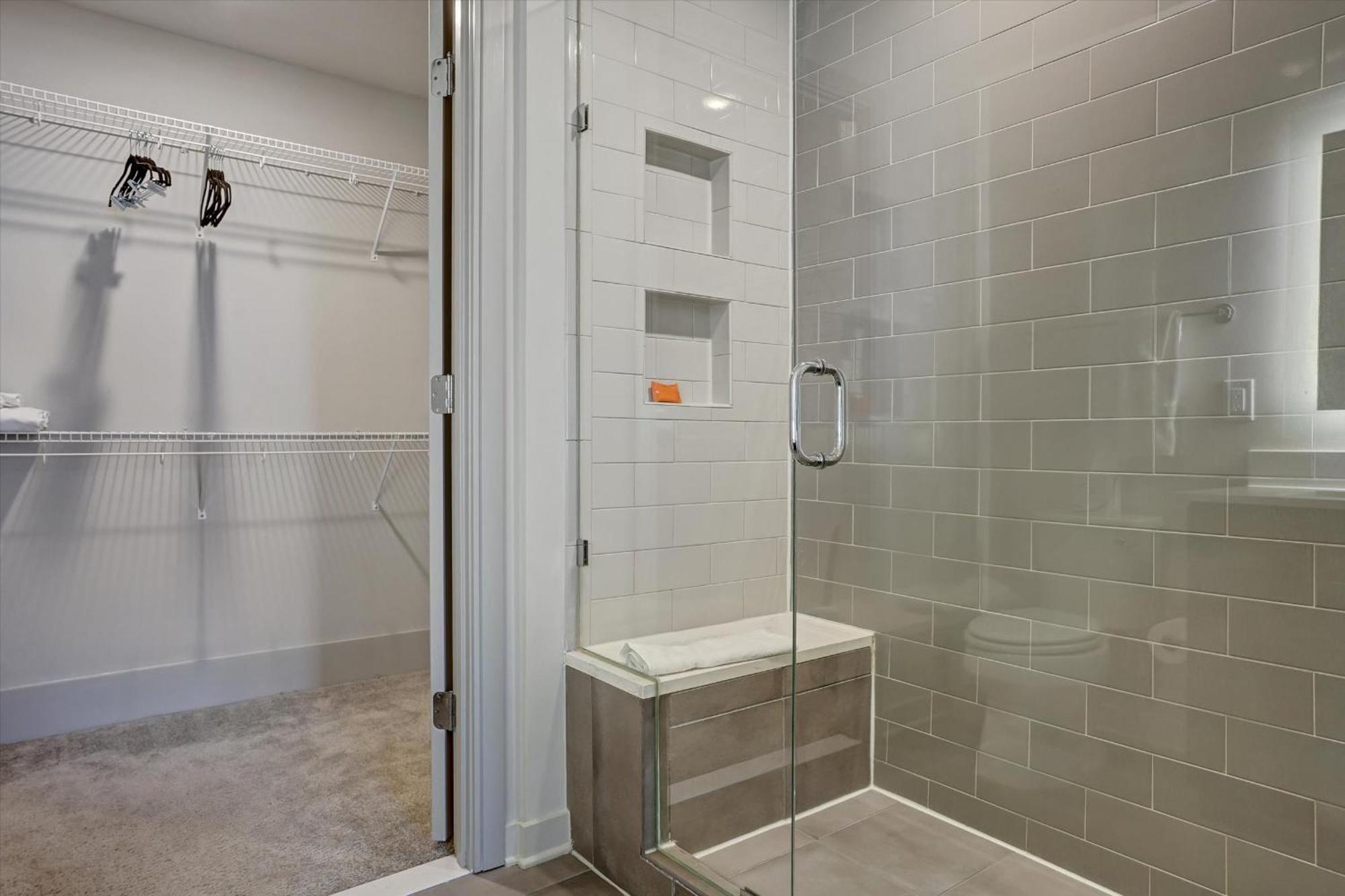 Global Luxury Suites Buckhead แอตแลนตา ภายนอก รูปภาพ
