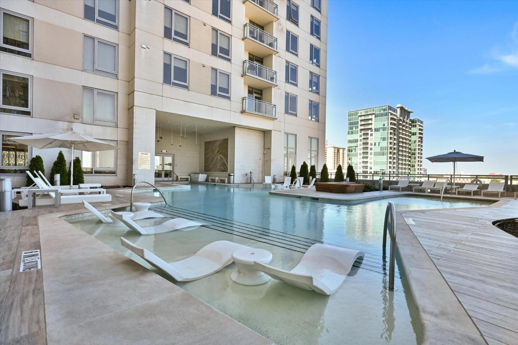 Global Luxury Suites Buckhead แอตแลนตา ภายนอก รูปภาพ